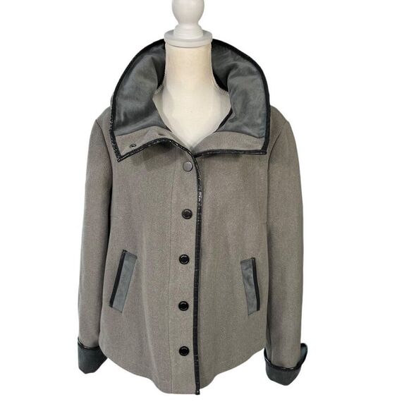 Armani Collezioni Womens Wool Jacket Size 12 Gray & Black Button-Up Hooded - Picture 8 of 15